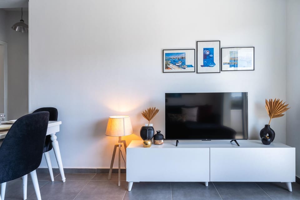 TV and multimedia, Evening entertainment