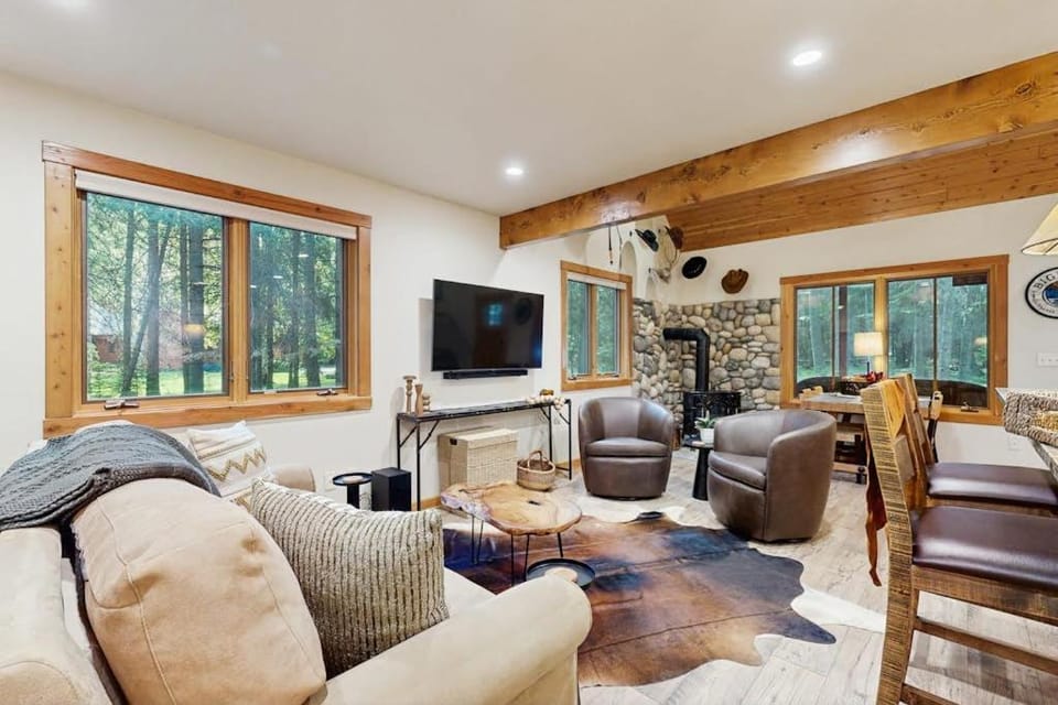 Deer Pine Cabin Cabin in Idaho
