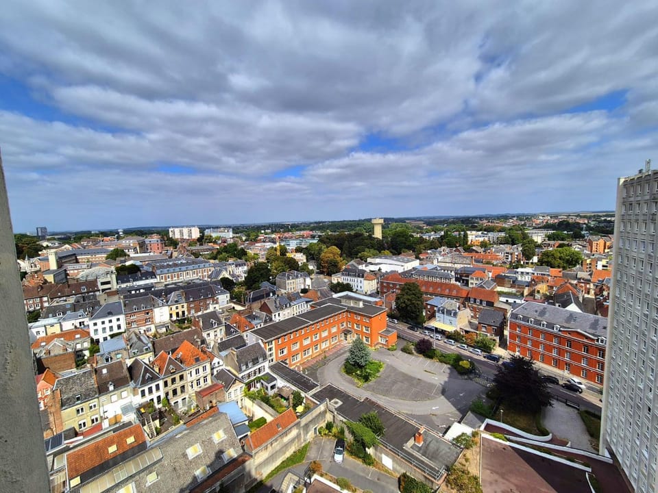 Le Panoramique & Garage privé by Primo Apartment in Arras