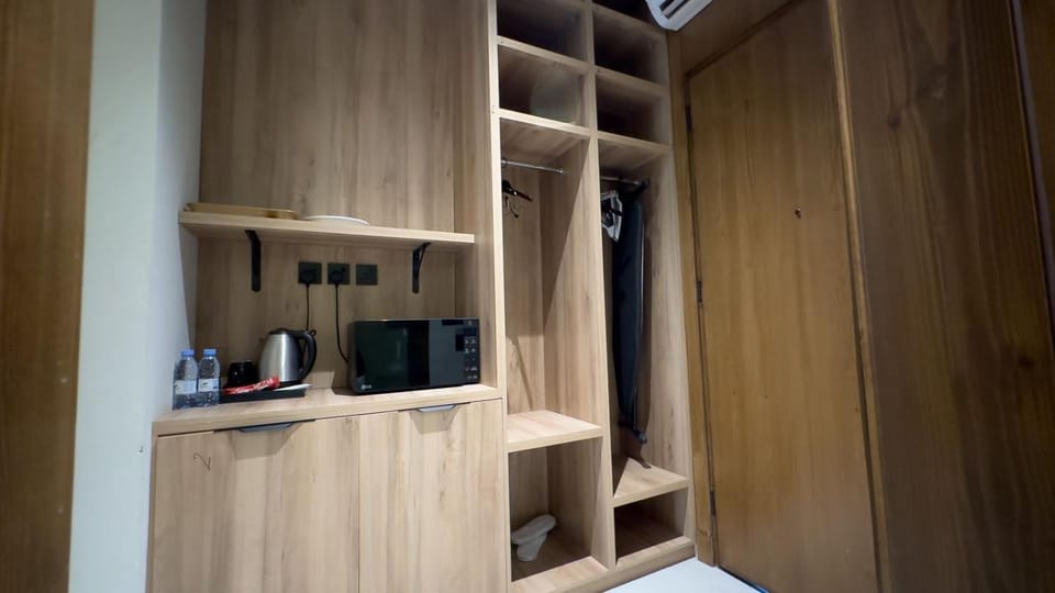Kitchen or kitchenette, wardrobe