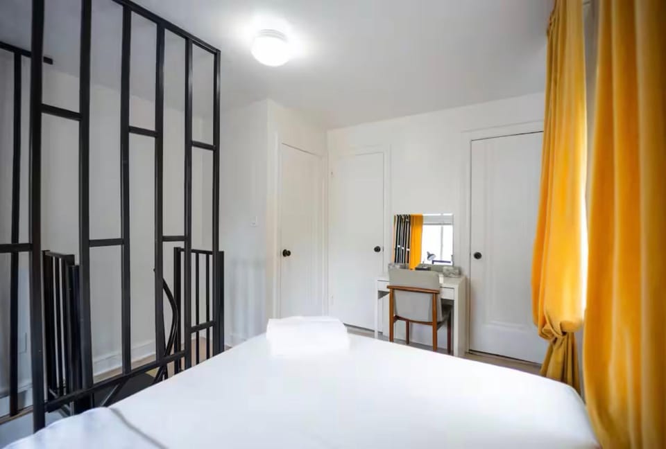 Bright 1-Bedroom Loft in Converted Garage with Private Entrance Apartment in New Rochelle