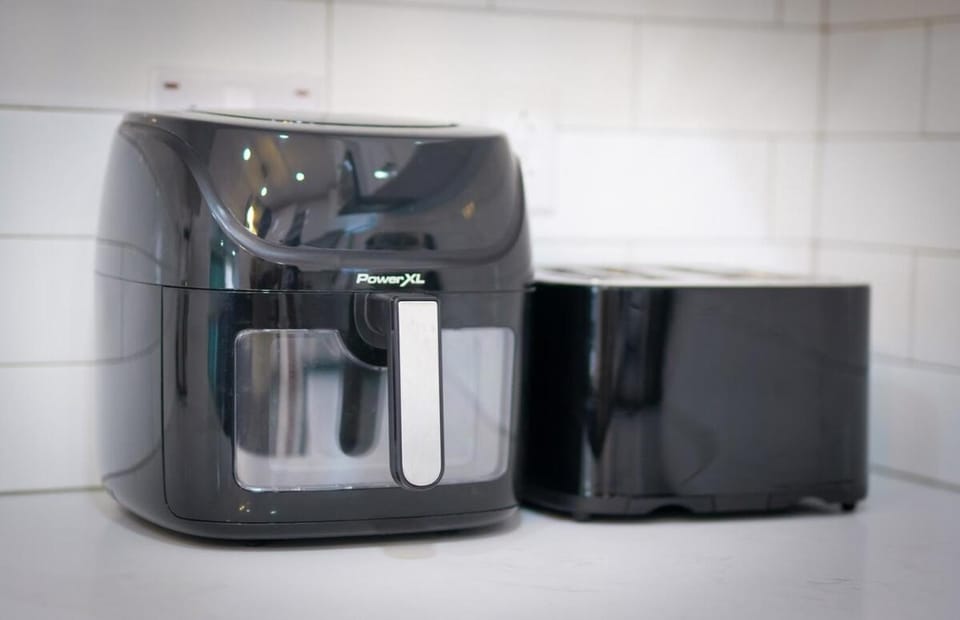 Kitchen or kitchenette, toaster