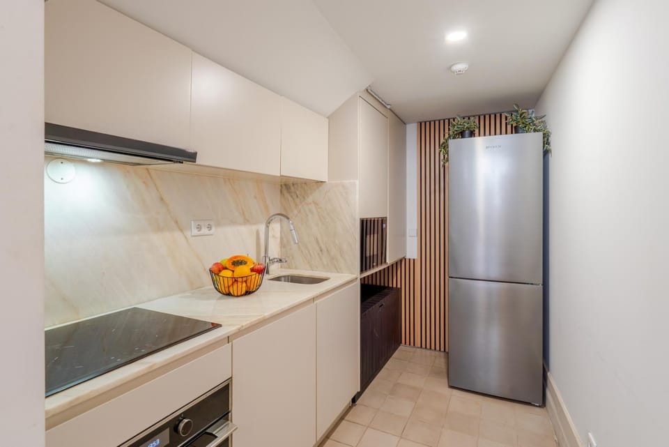 Kitchen or kitchenette, dishwasher, oven, pet friendly, stove