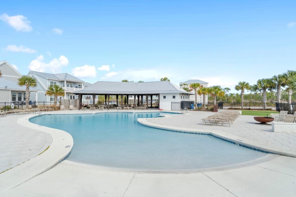 Living Waters at Summer Salt House in Orange Beach