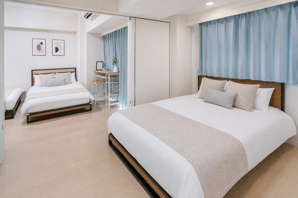 Bed, Photo of the whole room, Bedroom, air conditioner