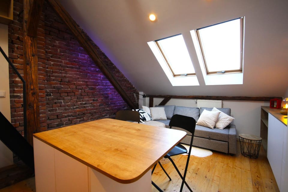 Atmospheric Apartment close to Old Town by Rently Apartment in Krakow