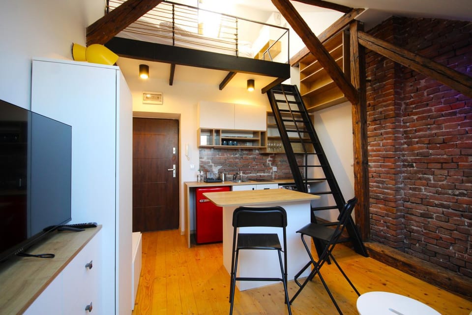 Atmospheric Apartment close to Old Town by Rently Apartment in Krakow