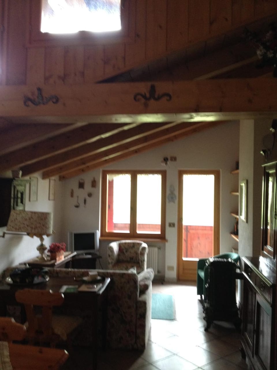 Communal lounge/ TV room