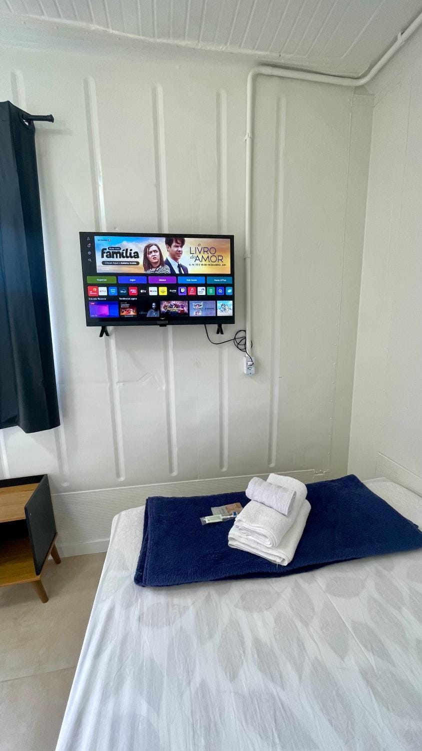 TV and multimedia, Photo of the whole room