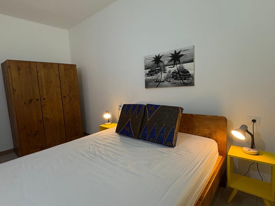 Bed, Bedroom, wardrobe