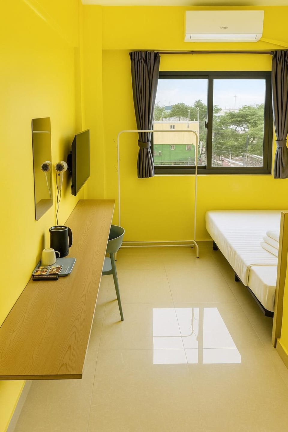 Dining area, Bedroom