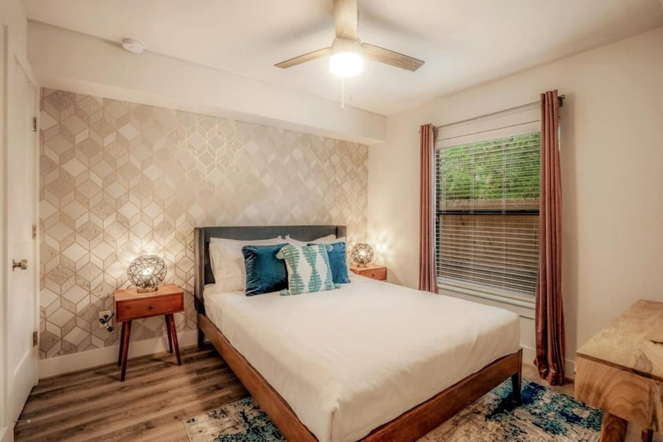 The Barbee 121 - Lower Level Unit at The Barbee Apartment in Houston