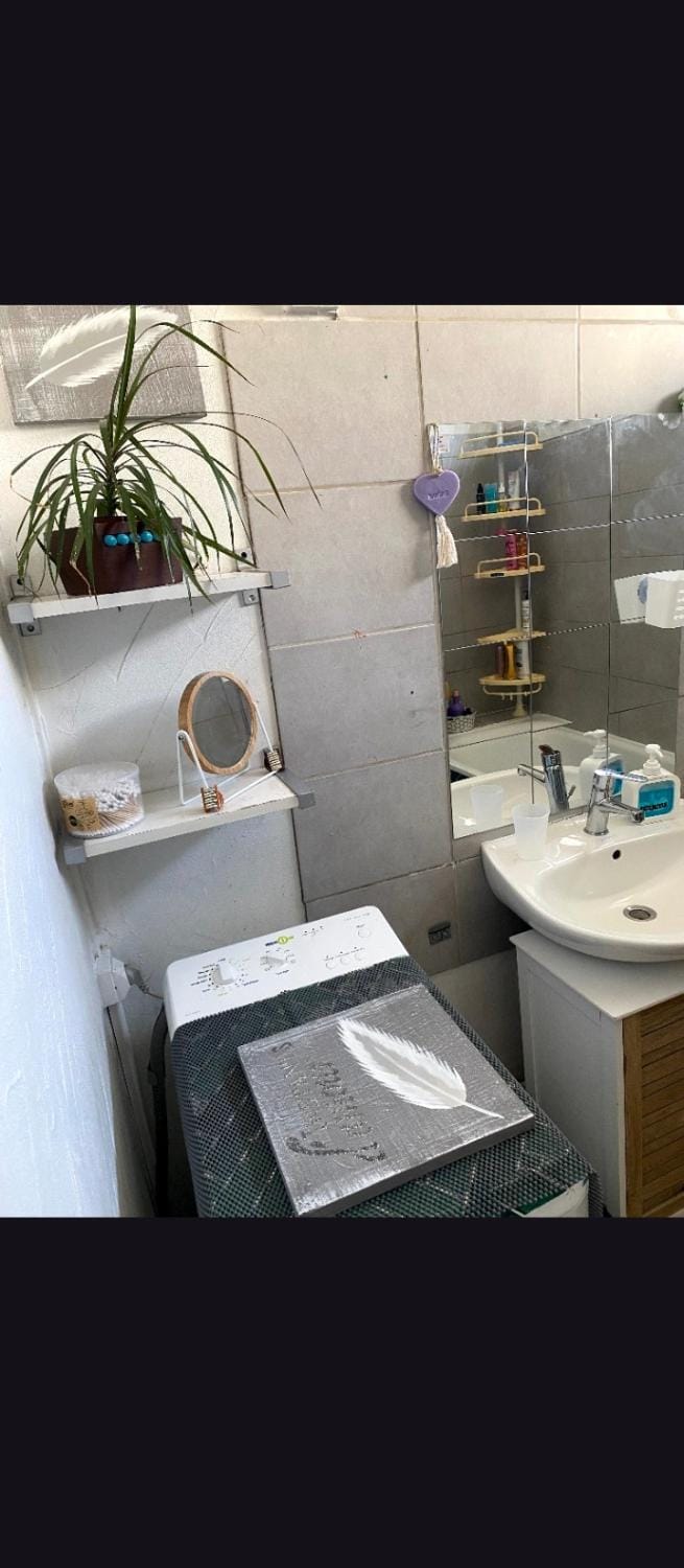loue chambre chez l'habitant Vacation rental in Marignane