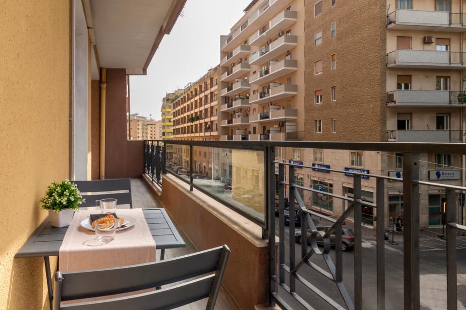 Balcony/Terrace, City view