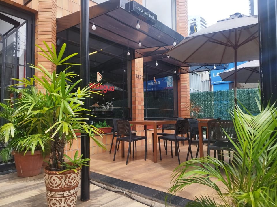 Patio, Restaurant/places to eat, View (from property/room), Banquet/Function facilities