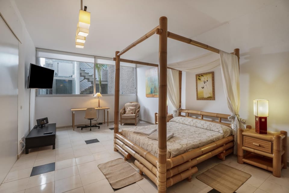 Living room, Bedroom