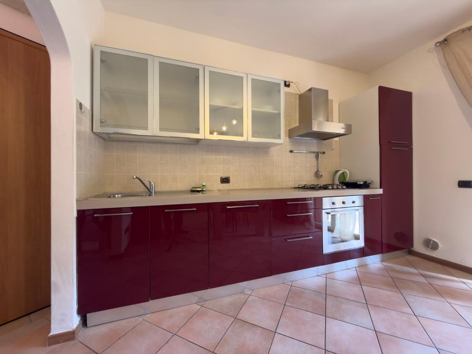 Kitchen or kitchenette, dishwasher, pet friendly, stove