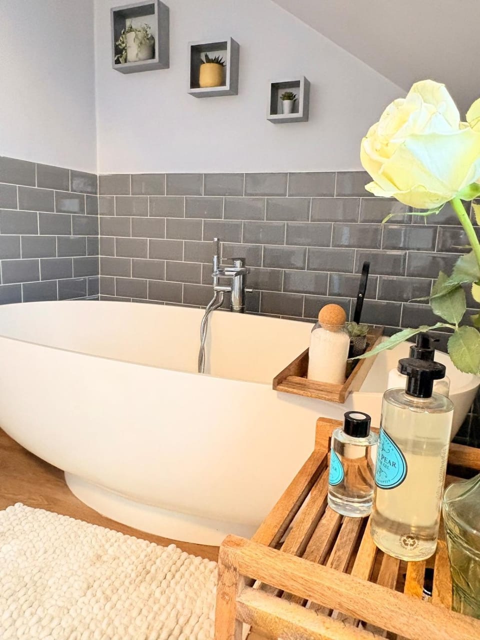 Bathroom, Bath