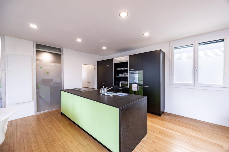 Kitchen or kitchenette, heating, minibar, oven