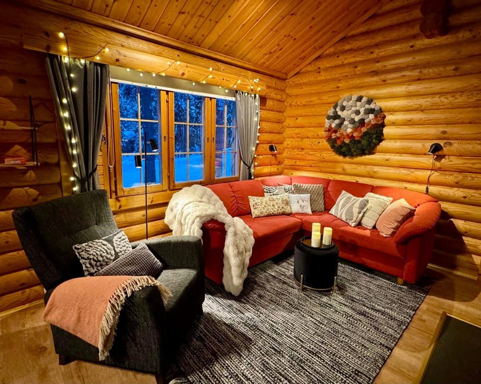 Atmospheric log cabin by the ski tracks Cabin in Lapland