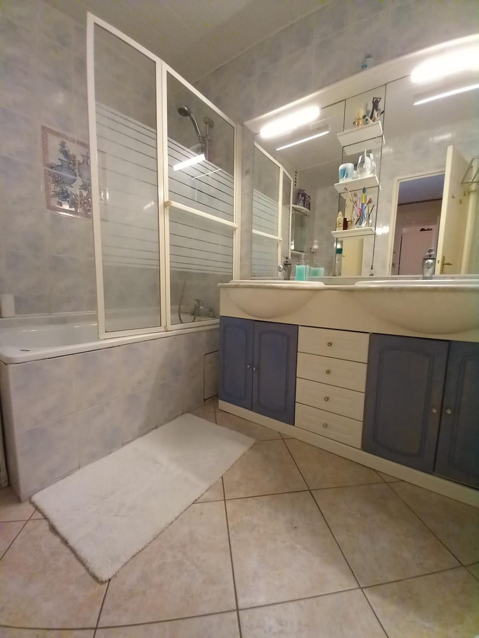 Shower, Bathroom