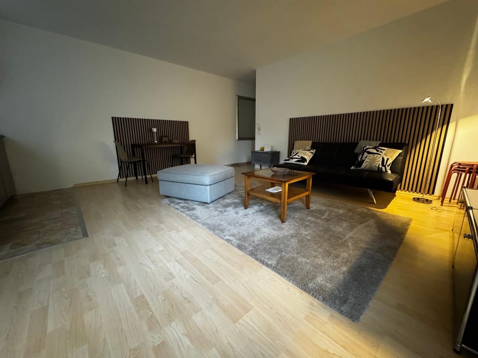 Living room, Photo of the whole room