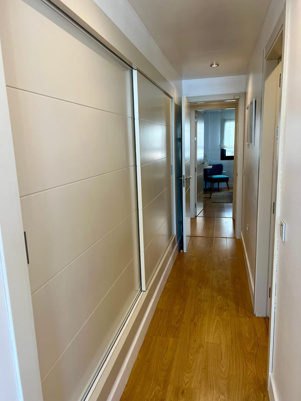 Bedroom, wardrobe