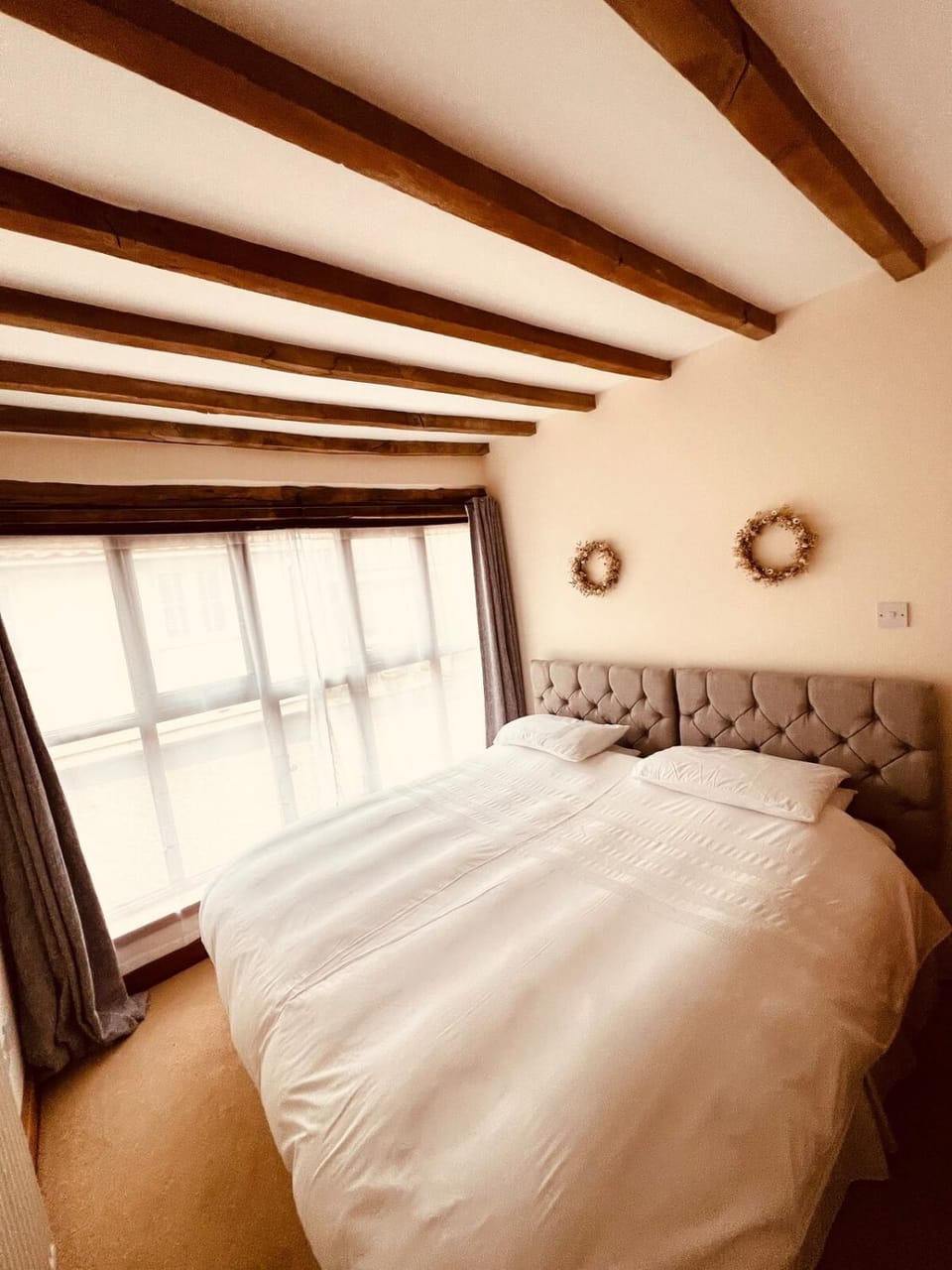 Luxury Barn with 3 ensuite Bedrooms Nr Southwold House in South Norfolk District