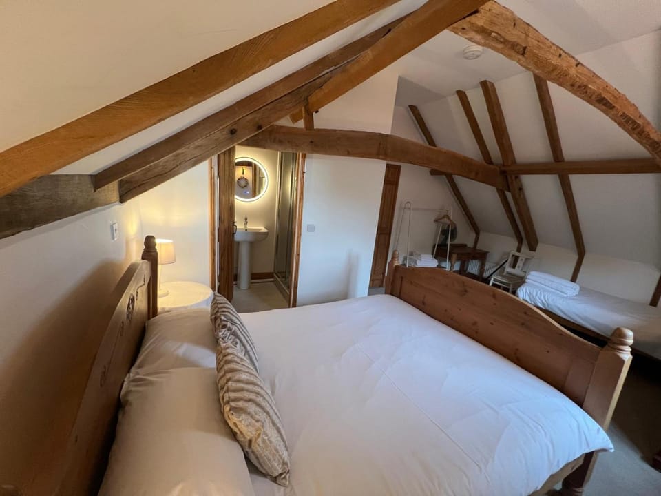 Luxury Barn with 3 ensuite Bedrooms Nr Southwold House in South Norfolk District