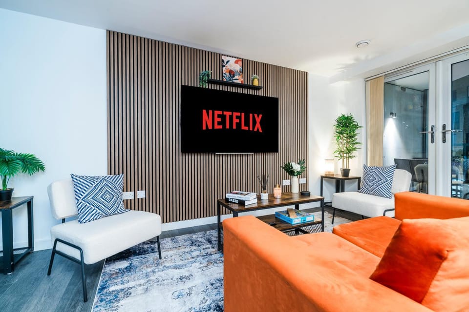 TV and multimedia, Living room, Seating area