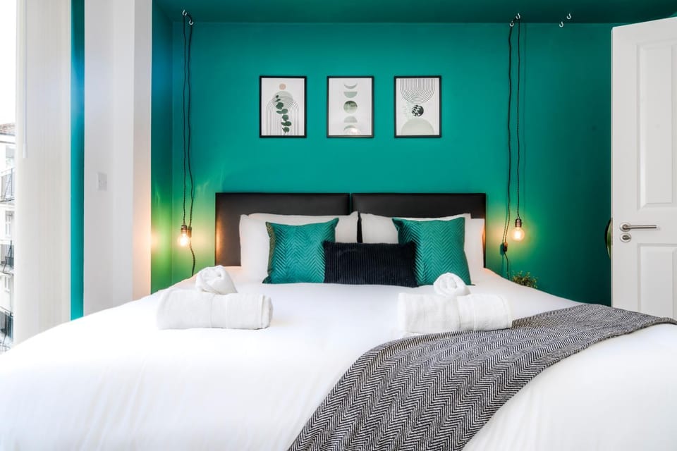 Bed, Photo of the whole room, Bedroom, towels, wardrobe