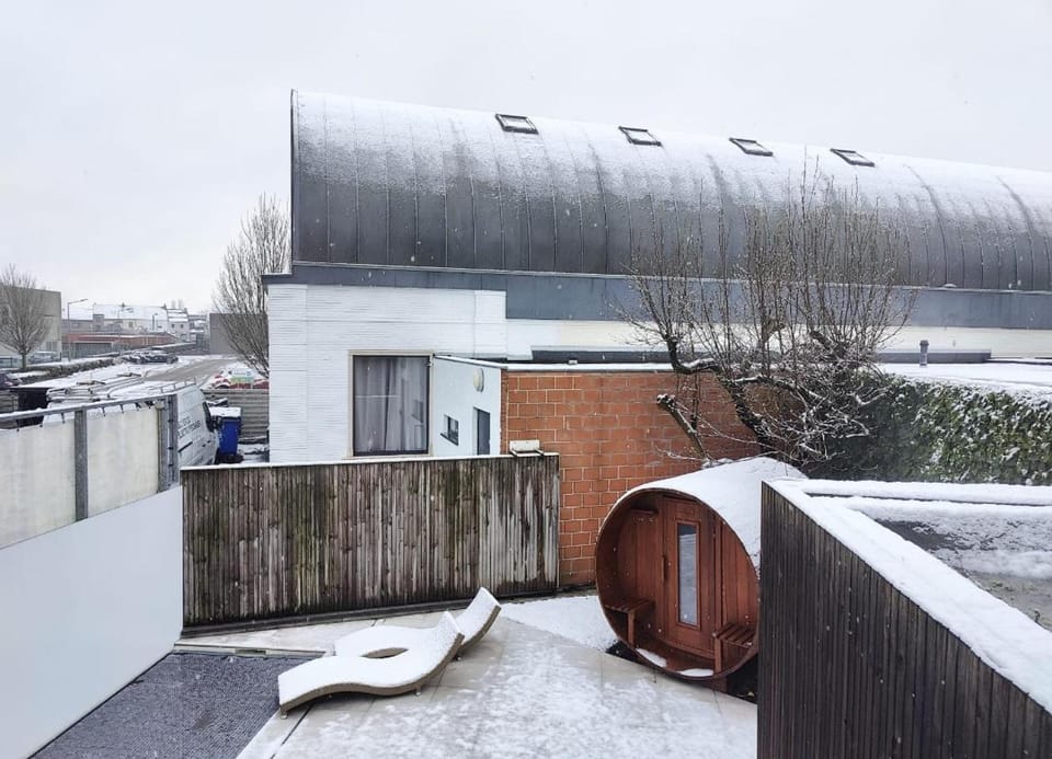 Property building, Winter