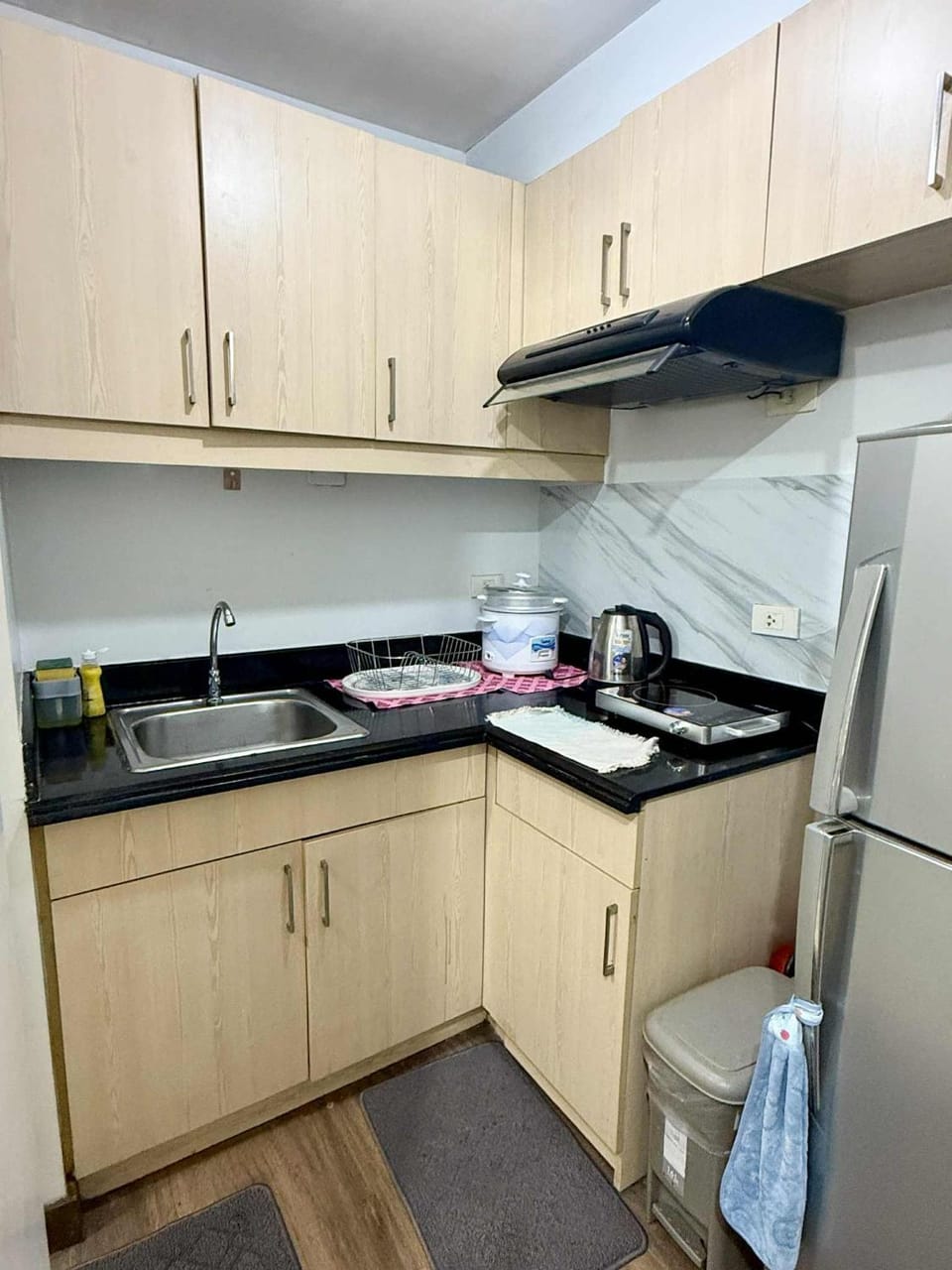 1BR Minimalist Family Staycation Apartment in Pasay