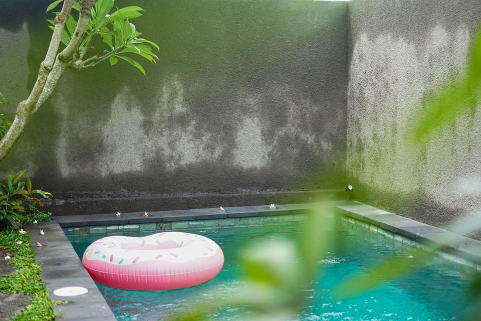 Garden view, Swimming pool