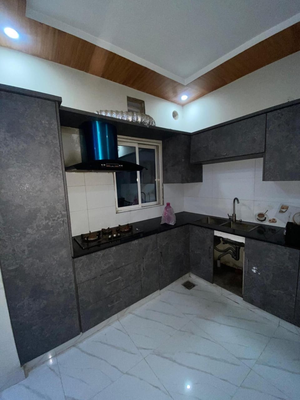 2BHK Sami Fearnish appartment Available For gusts Apartment in Lahore