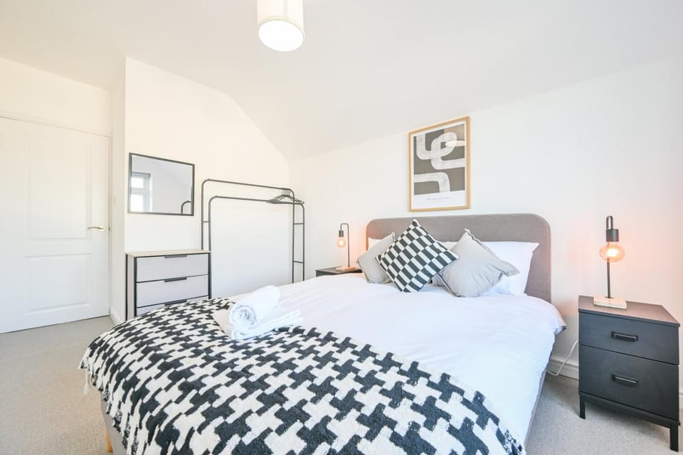 The Grove by Tŷ SA Bed and Breakfast in Cardiff
