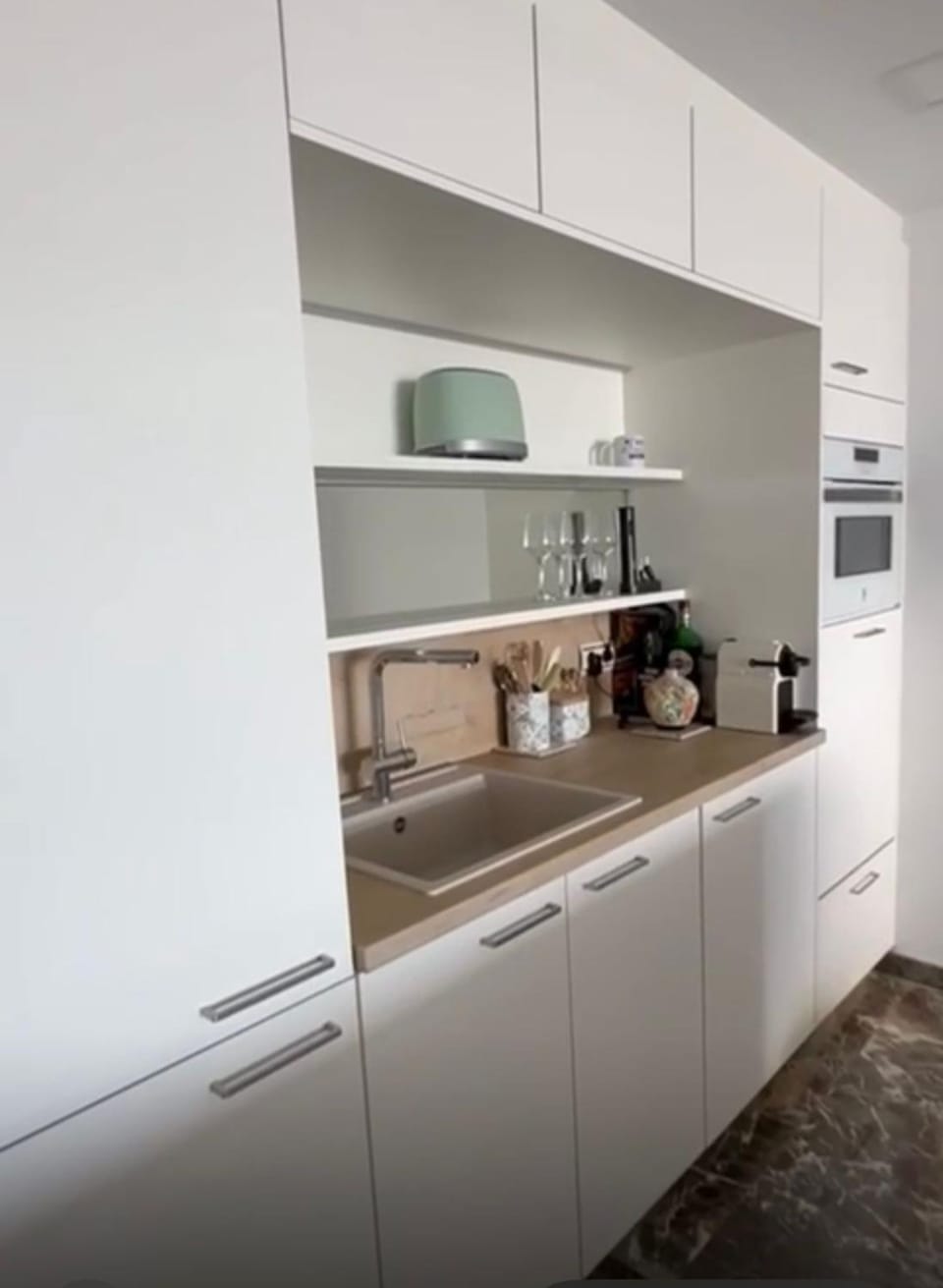 Kitchen or kitchenette
