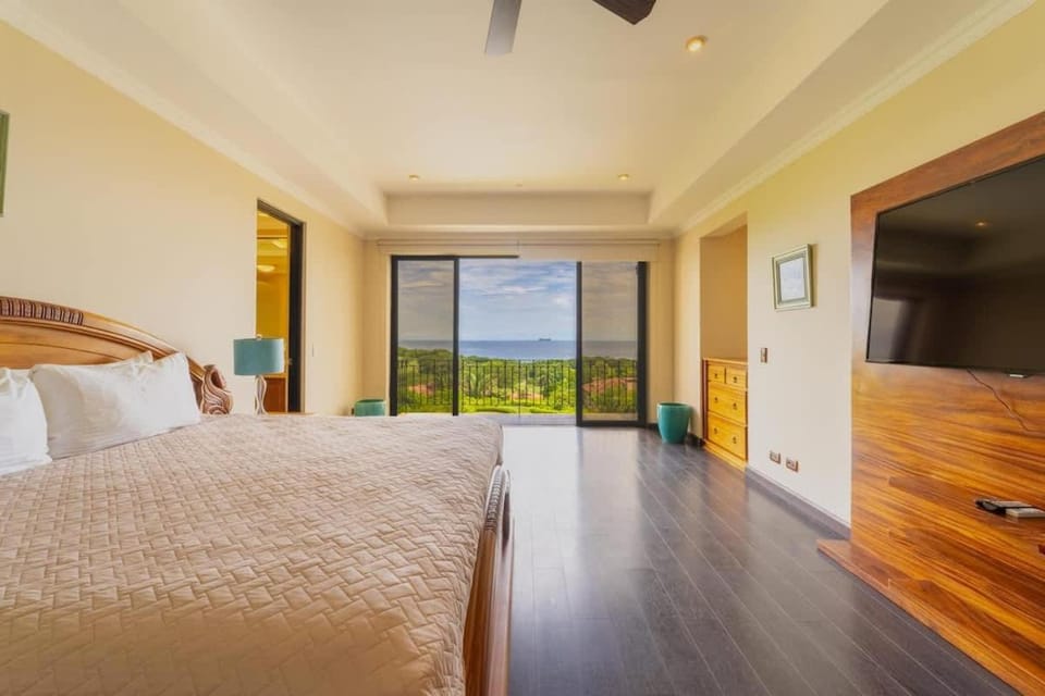 Malinche 422B- Ocean view condo at Reserva Conchal House in Guanacaste Province
