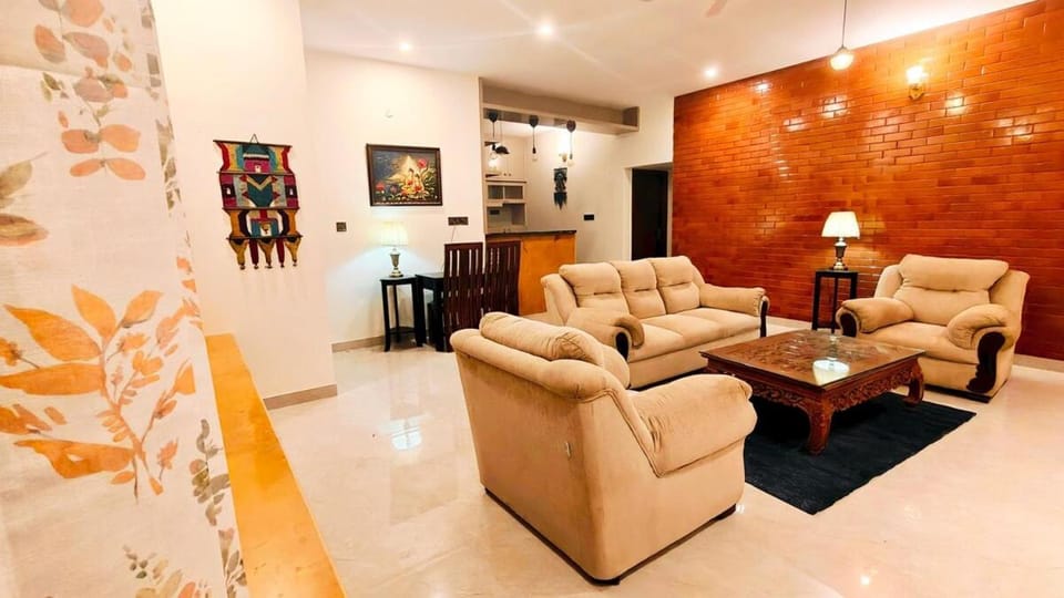 TV and multimedia, Seating area
