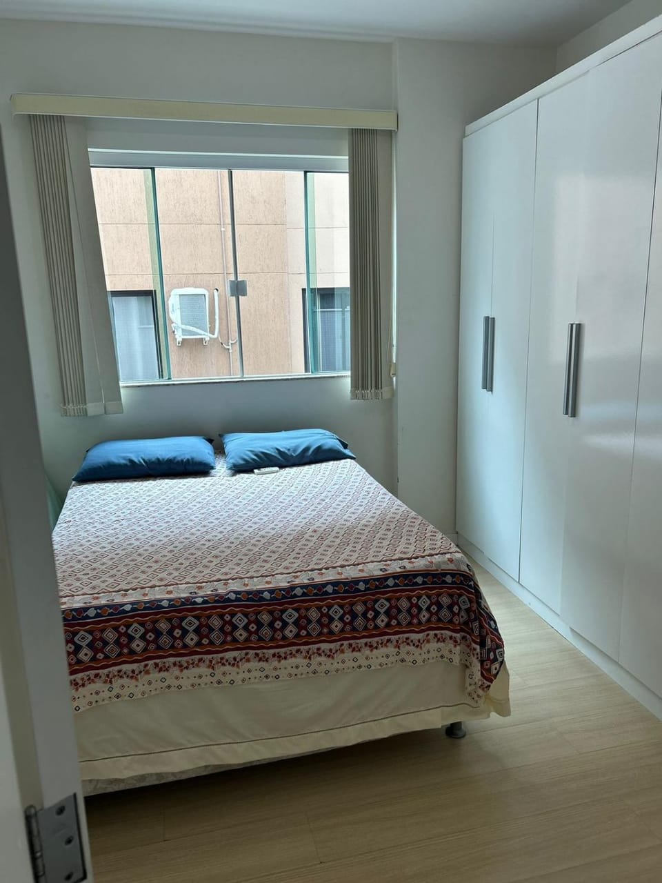 Bed, Photo of the whole room, Bedroom, wardrobe, air conditioner