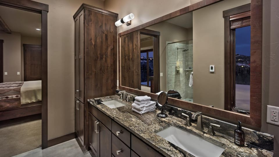 Bathroom, Bath