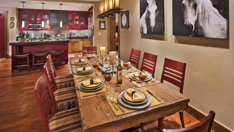 Seating area, Dining area, furniture, storage, kitchen