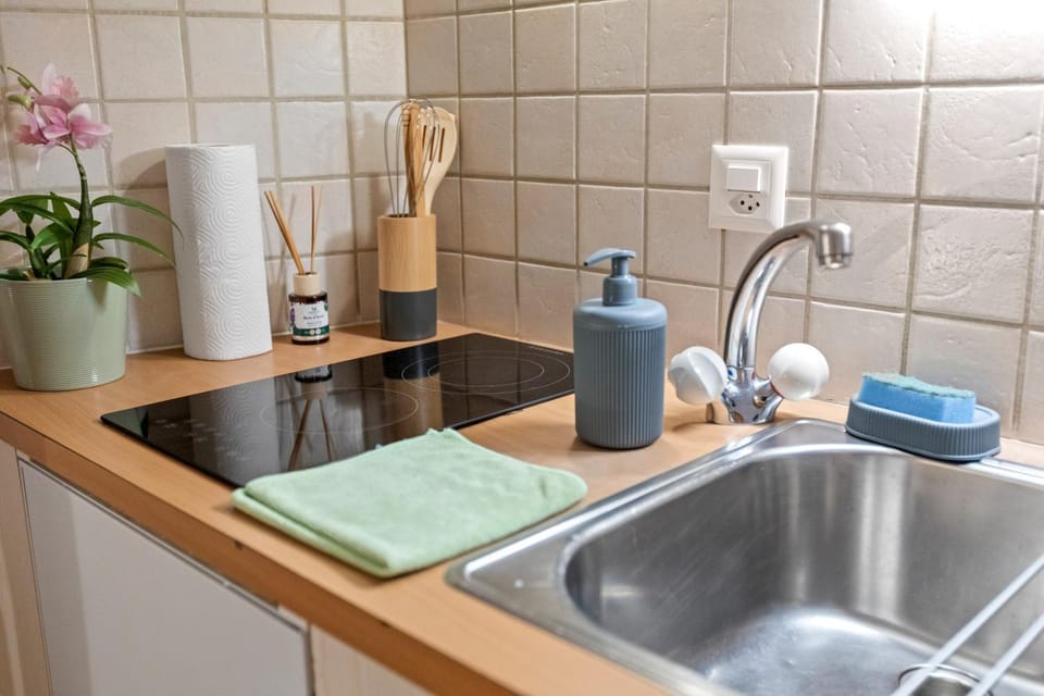 Kitchen or kitchenette, stove