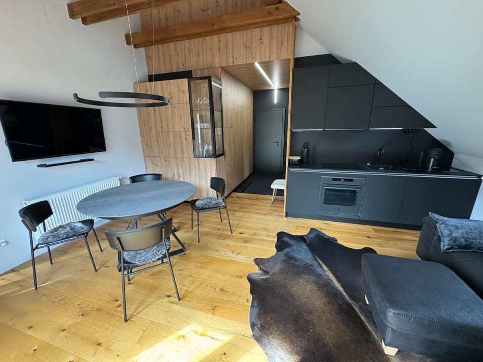 Apartment Kranjska Gora Diamond Apartment in Friuli-Venezia Giulia