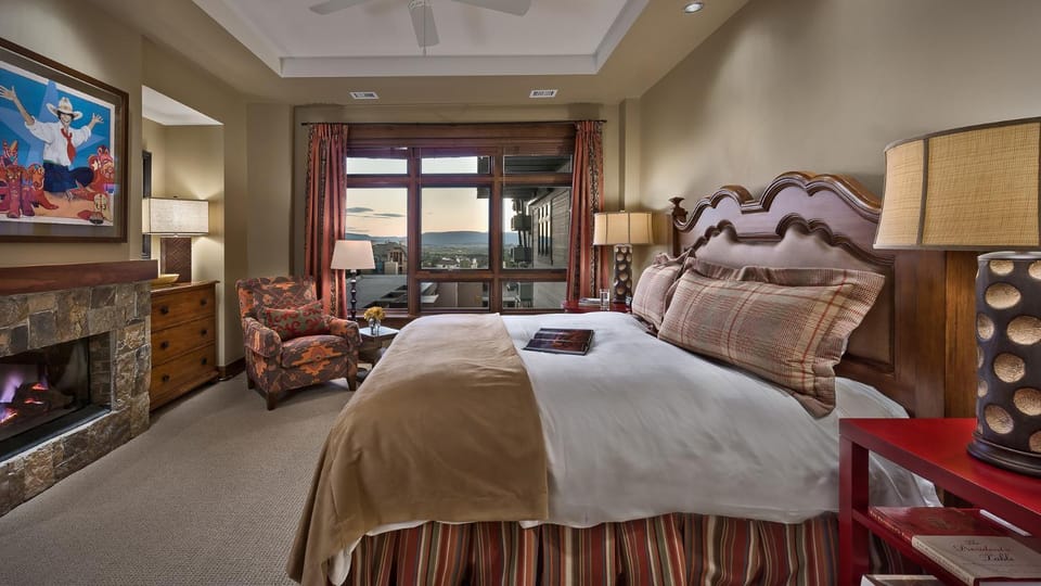 Bed, View (from property/room), Bedroom