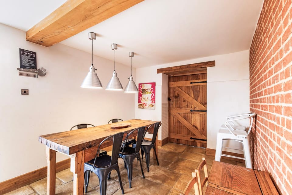 Hobland Barns by Leap Escapes House in Great Yarmouth