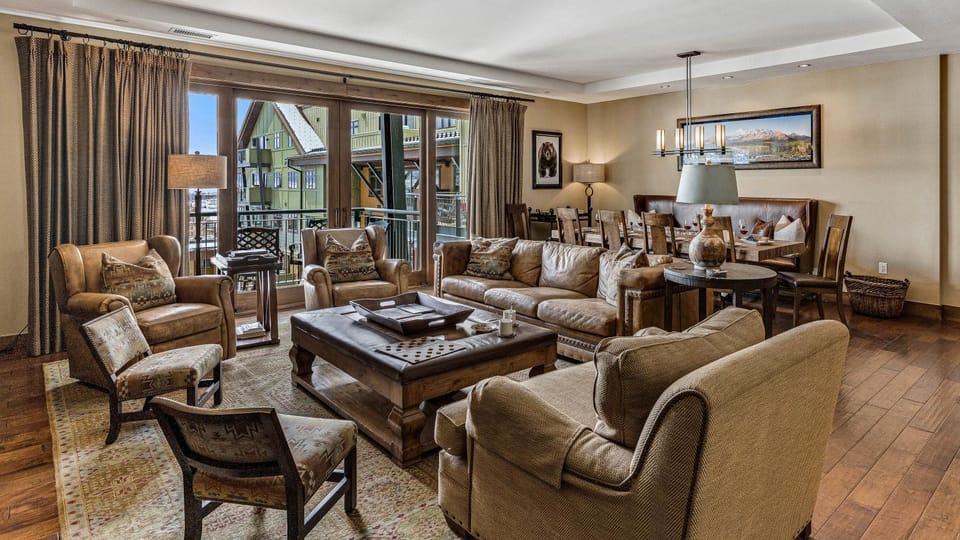 Balcony/Terrace, Living room, Seating area, furniture