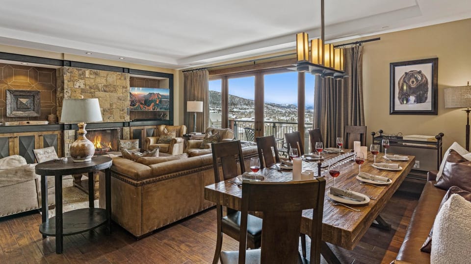 Balcony/Terrace, Living room, Dining area, furniture