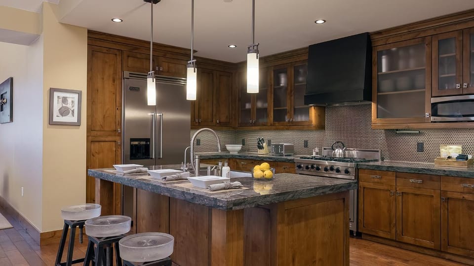 Seating area, furniture, microwave, stove, kitchen