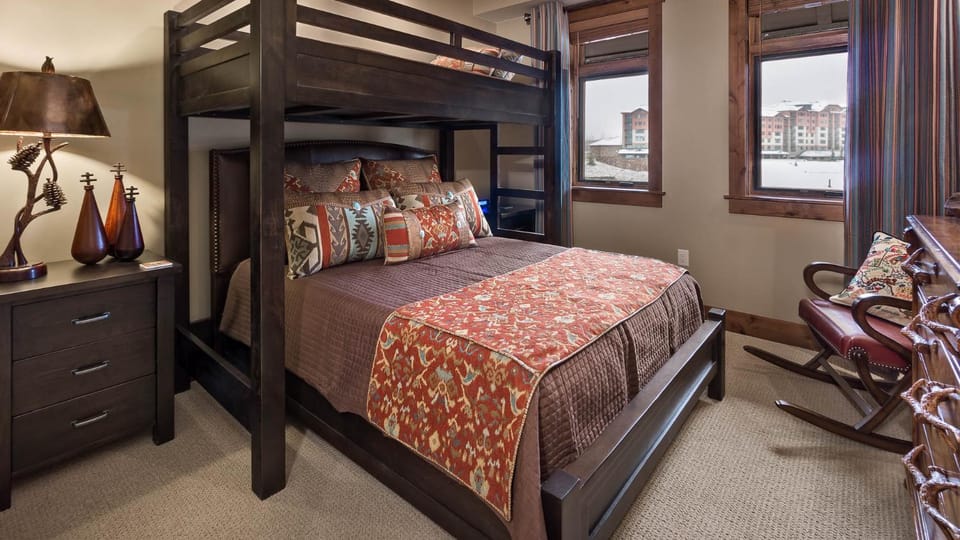 Bed, Bedroom, bunk bed